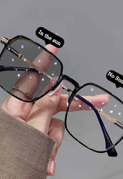 <strong>Catch the light in style. These clear sunglasses deliver bold UV protection in a compact frame that turns heads. </strong>